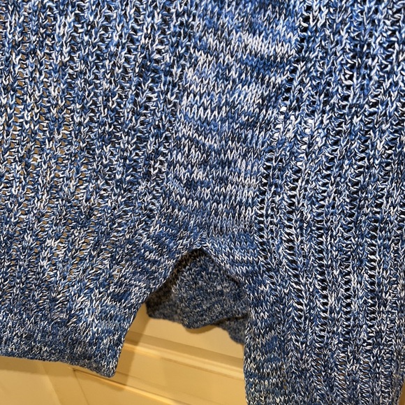 New Gap blue soft knit vest - Picture 2 of 5